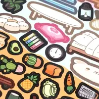 Книга с многоразовыми наклейками &laquo;Создай свой дом. Клей, вырезай, играй!&raquo;
