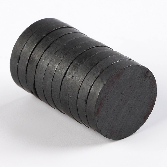 Магнит «Круг» набор 10 шт., размер 1 шт. — 1,8 × 1,8 × 0.3 см Магнит «Круг» набор 10 шт., размер 1 шт. — 1,8 × 1,8 × 0.3 см