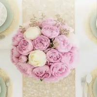 Дорожка на стол Доляна &laquo;Паутинка&raquo;, 30&times;150 см, золотая