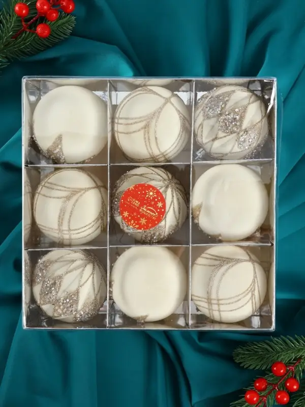 Набор шаров пластик d-8 см, 9 шт Набор шаров пластик d-8 см, 9 шт "Бархат. Фестиваль" сияние, белый