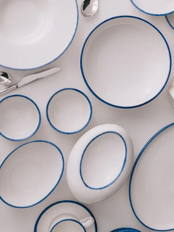 Глубокая тарелка Magistro Blue Lagoon, 1.55 л, d=22.5 см, фарфор, белая