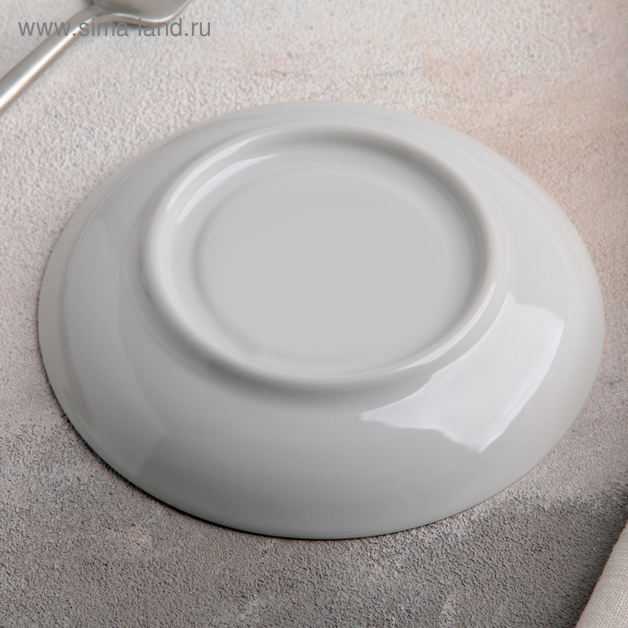 Блюдце фарфоровое «Белая», d=14 см, цвет белый Блюдце фарфоровое «Белая», d=14 см, цвет белый