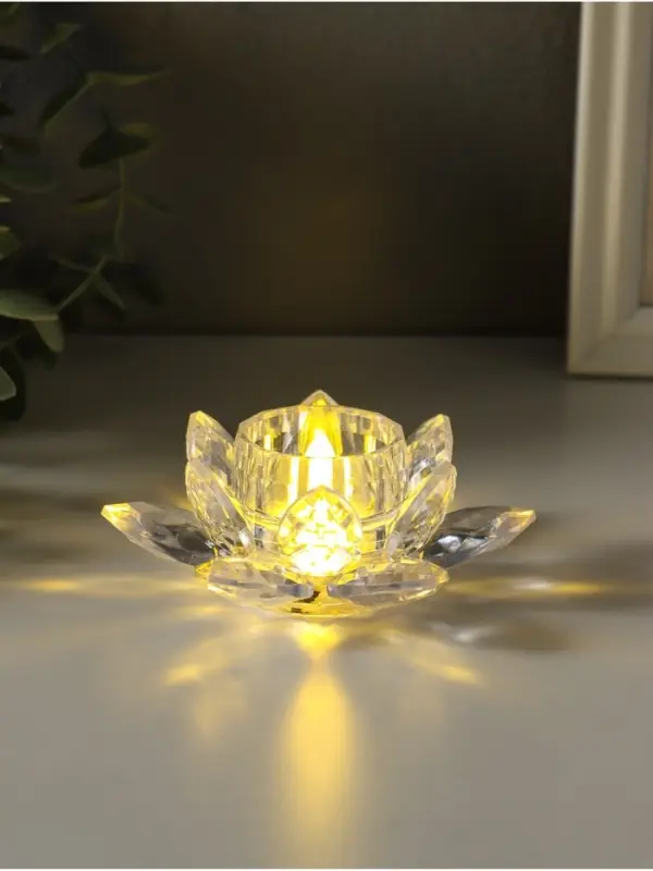 Светодиодная свеча LED - ночник RISALUX &laquo;В лотосе&raquo;, 3&times;LR1130, прозрачный, 10.5&times;10.5&times;4.5 см