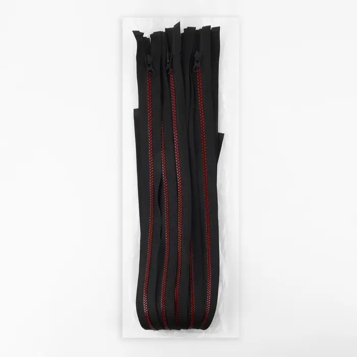 Молния «Трактор», №5, разъёмная, замок автомат, 80 см, чёрная, бордовая Молния «Трактор», №5, разъёмная, замок автомат, 80 см, чёрная, бордовая