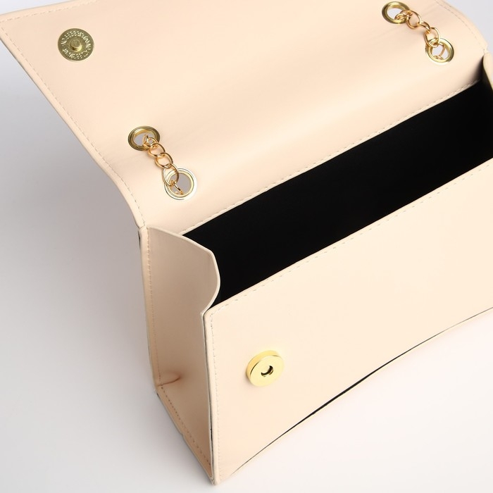 Сумка женская из искусственной кожи с клапаном, 26х16х9 см, бежевый цвет Сумка женская из искусственной кожи с клапаном, 26х16х9 см, бежевый цвет