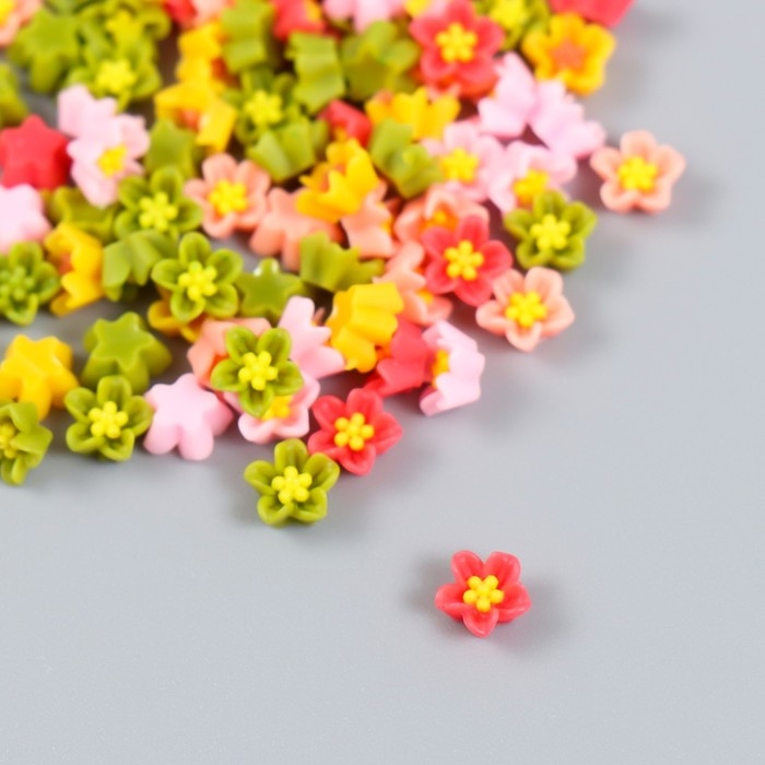 Декор для творчества пластик Декор для творчества пластик "Астры цветные" набор 100 шт 0,6х0,6 см