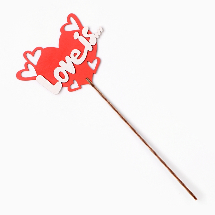 Топпер "Love is", в упаковке, красный, 15&times;7 см