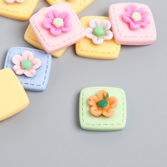 Декор для творчества пластик Декор для творчества пластик "Цветочек в квадратике" набор 10 шт