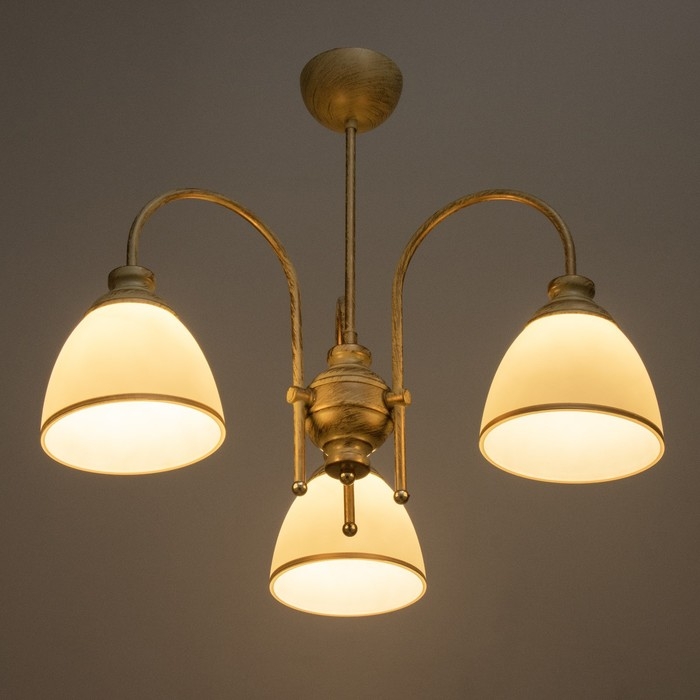 Люстра Люстра "Дэфия" 3хЕ27 40Вт золото 57х57х40 см BayerLux