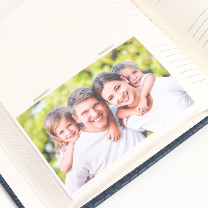 Фотоальбом на 200 фото 10х15 см Фотоальбом на 200 фото 10х15 см "Узор делюкс" бум.карм.с мемо, книжн. пер-т