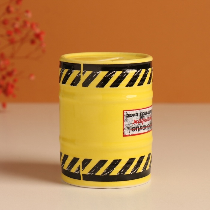 Копилка керамика Копилка керамика "Зона повышенной жадности" жёлтая 6,5х6,5х9 см