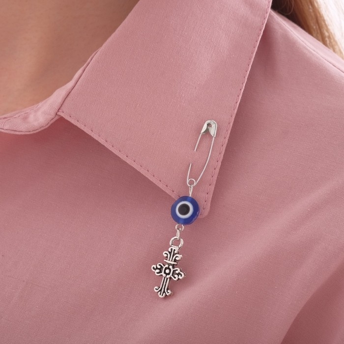 Булавка-оберег «Защита от сглаза», крест, 2,2 см, цвет бело-синий в серебре