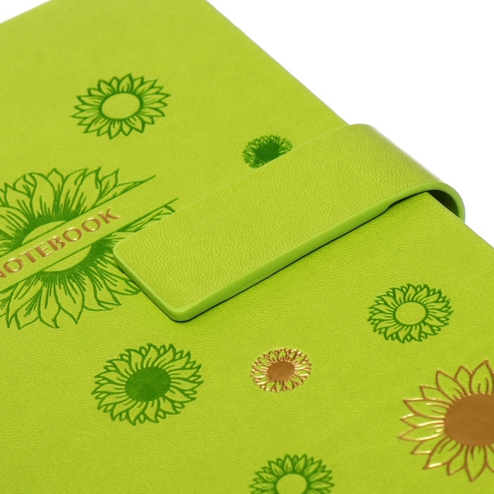 Ежедневник недатированный, А5, 140л, клетка, обл.кожзам, с хлястиком, Цветы, зеленый Ежедневник недатированный, А5, 140л, клетка, обл.кожзам, с хлястиком, Цветы, зеленый