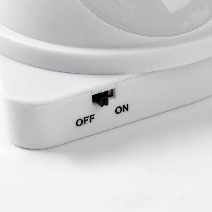 Фонарь-светильник, 3 шт, 50 лм, COB, 3 ААА, магнит, клейкая основа, с пультом, 7.5 х 9.2 см Фонарь-светильник, 3 шт, 50 лм, COB, 3 ААА, магнит, клейкая основа, с пультом, 7.5 х 9.2 см