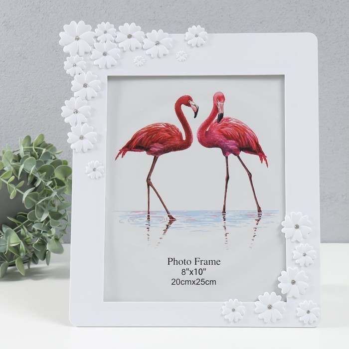 Фоторамка пластик 20х25 см Фоторамка пластик 20х25 см "Незабудки со стразами" 27,5х32 см