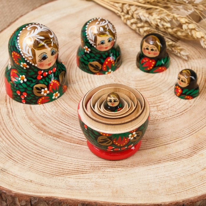 Матрёшка «Хохлома», чёрный платок, красное платье, 5 кукольная, 10 см Матрёшка «Хохлома», чёрный платок, красное платье, 5 кукольная, 10 см