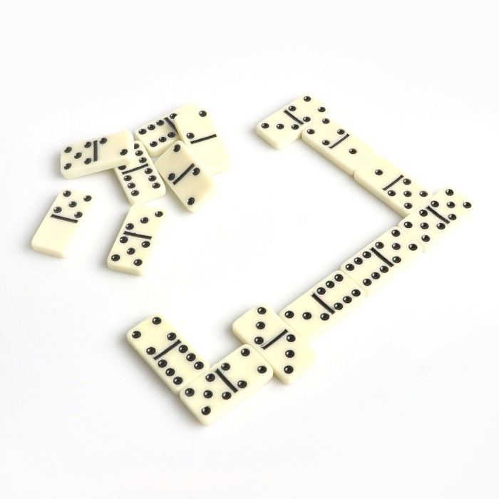 Домино настольная игра  Домино настольная игра "Время игры", 28 шт, 14.5 х 4.7 х 3.4 см, костяшка 4 х 0.5 х 2 см