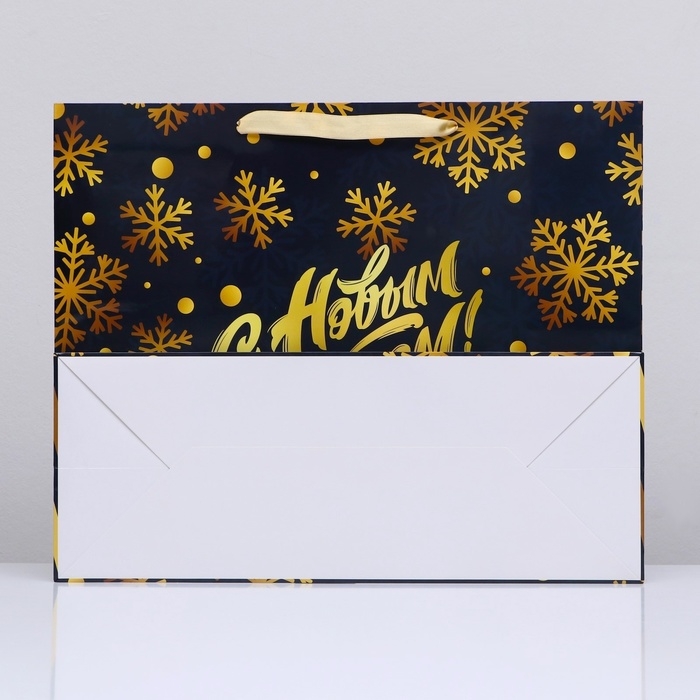 Новый год. Пакет ламинированный горизонтальный  Новый год. Пакет ламинированный горизонтальный "Снежинки",49 х 40 х 19 см.