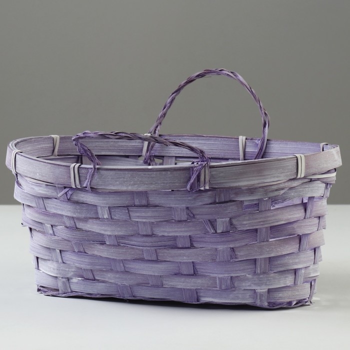 Корзина плетеная, D26 х 13 х 11 см, фиолетовая, бамбук Корзина плетеная, D26 х 13 х 11 см, фиолетовая, бамбук