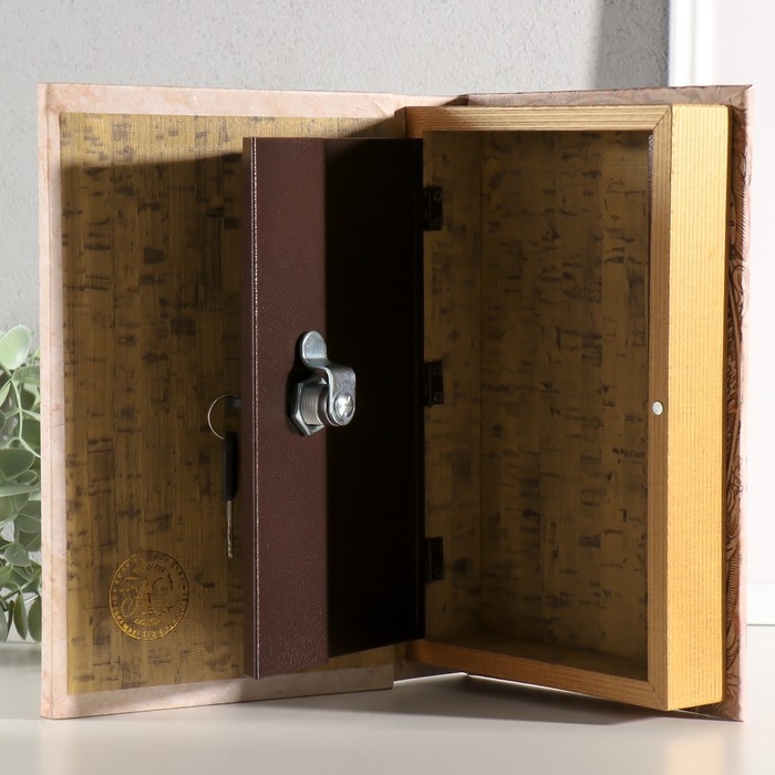 Сейф-книга дерево, кожзам, зеркало Сейф-книга дерево, кожзам, зеркало "Корона Франции" 24х16х5 см