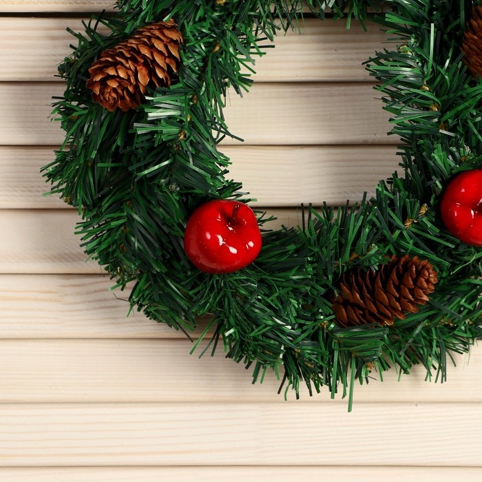 Венок новогодний d-19 см  Венок новогодний d-19 см "Уютная сказка" яблоки шишки