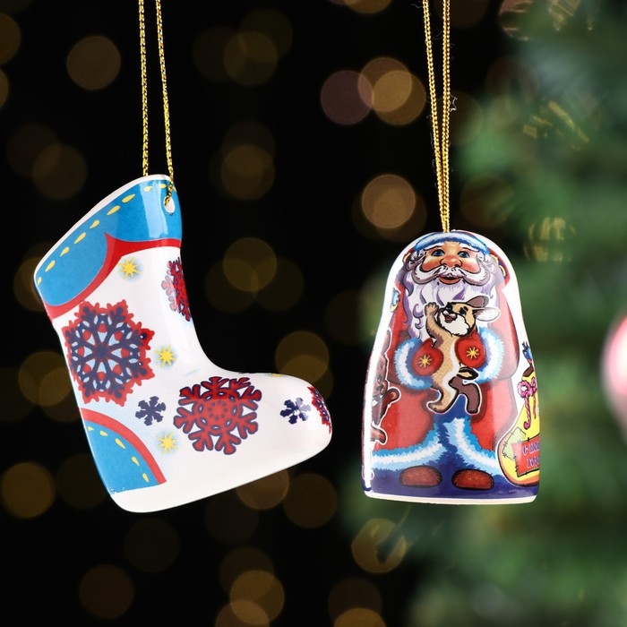 Набор ёлочных игрушек Набор ёлочных игрушек "Дед Мороз и валенок", 6 см