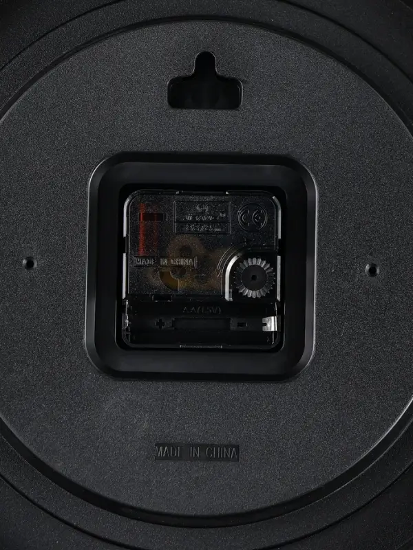 Часы настенные интерьерные &laquo;Классика&raquo;, плавный ход, светящиеся, d=25 см