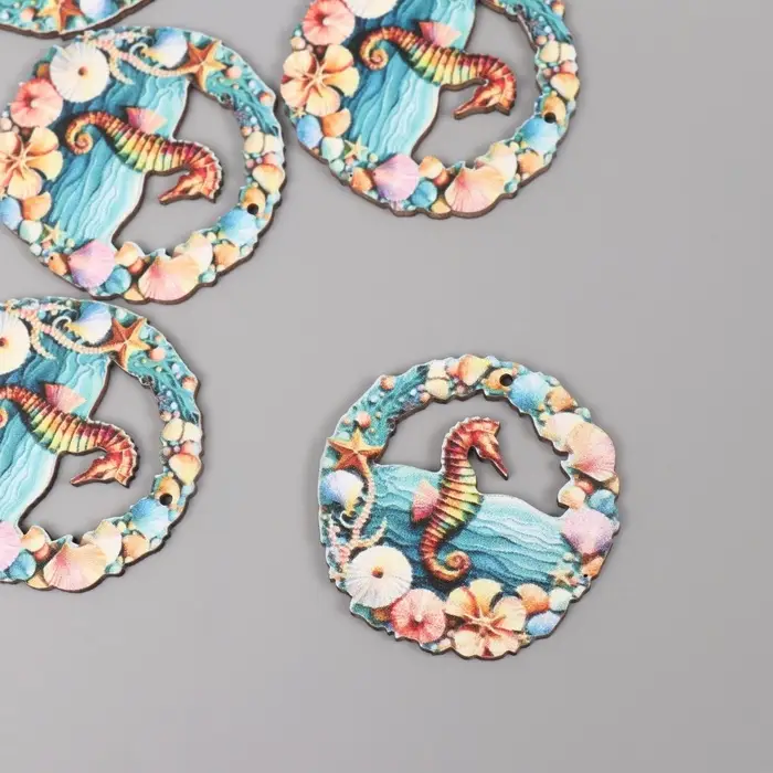 Декор для творчества дерево Декор для творчества дерево "Морской конёк" 3,9х3,9х0,3 см