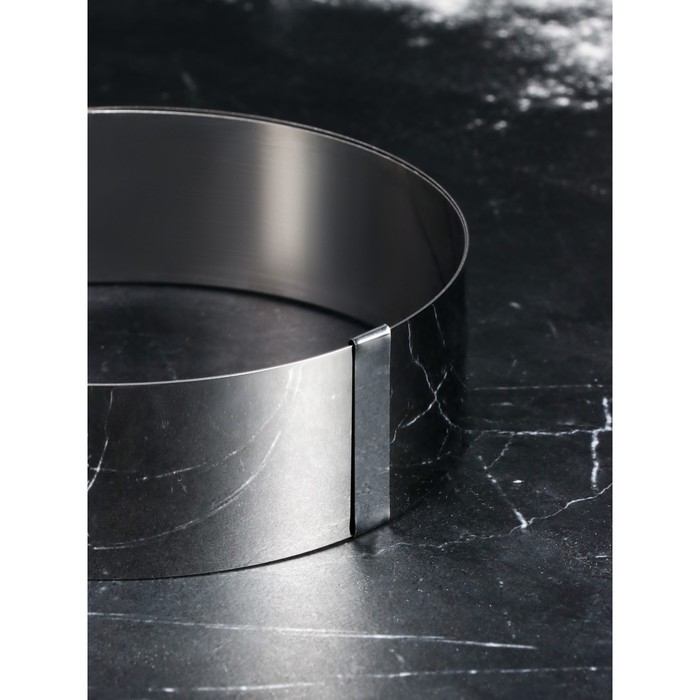 Форма для выпечки и выкладки с регулировкой размера «Круг», h-5 см, d-16-30 см Форма для выпечки и выкладки с регулировкой размера «Круг», h-5 см, d-16-30 см