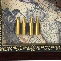 Сувенирное изделие - панно настенное в раме "Карта. Револьвер и 4 пули" 26х36х5 см