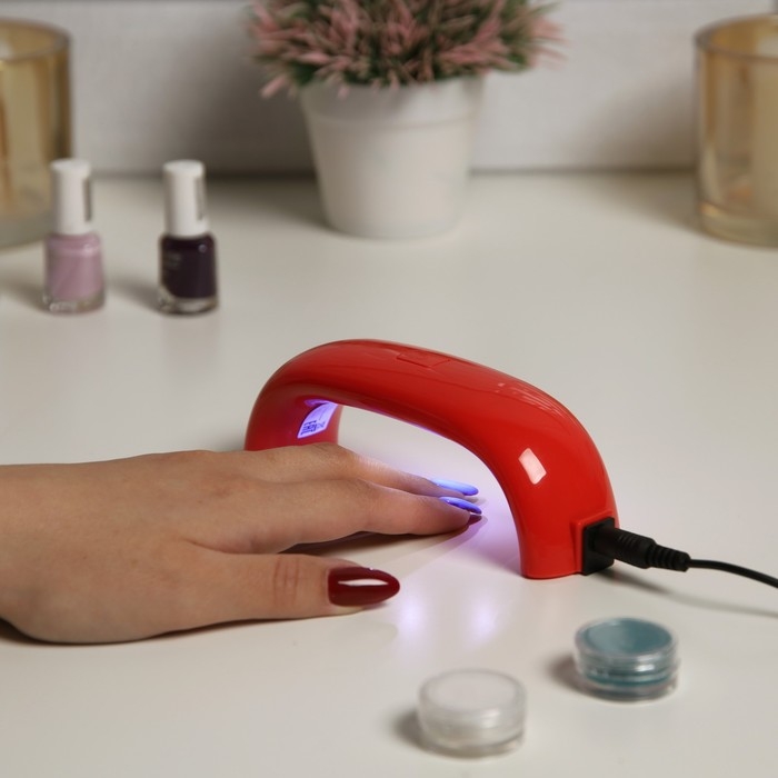 Лампа для гель-лака Luazon LUF-05, LED, 9 Вт, 3 диода, таймер, USB, красная Лампа для гель-лака Luazon LUF-05, LED, 9 Вт, 3 диода, таймер, USB, красная