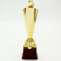 Кубок спортивный 197 С "Три звезды"  цвет зол, на пластиковой подставке, 31 &times; 8,5 &times; 8,5 см