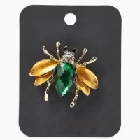 Брошь &laquo;Жук&raquo; с крыльями, кристалл, цвет жёлто-зелёный в золоте