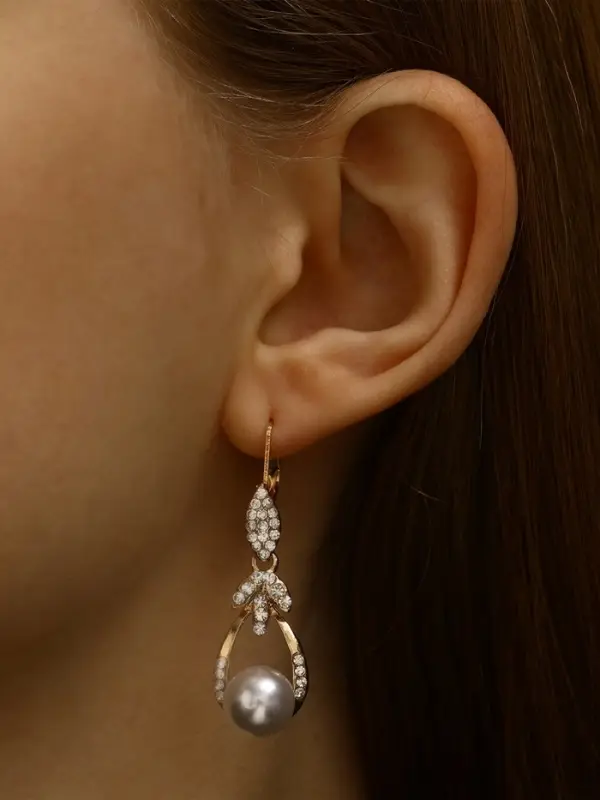 Серьги висячие &laquo;Жемчуг Грейс&raquo;, белые в золоте