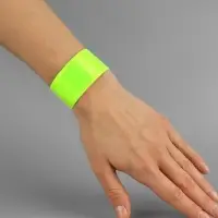 Светоотражающий слэп-браслет, самофиксирующийся, 3&times;40 см, салатовый