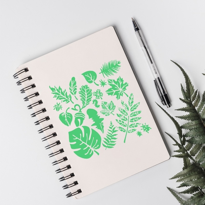 Трафарет пластик Трафарет пластик "Листья" 13х13 см