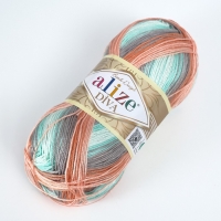 Пряжа "Diva Batik" 100% микрофибра 350м/100гр (5550)