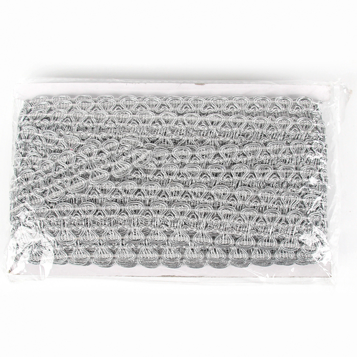 Тесьма плетёная серебряная в рулоне 20 метров Тесьма плетёная серебряная в рулоне 20 метров