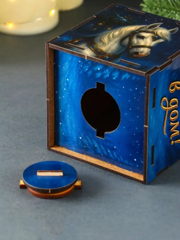 Новогодняя копилка куб "Богатства в дом" 10х10х10 см (набор 7 деталей)