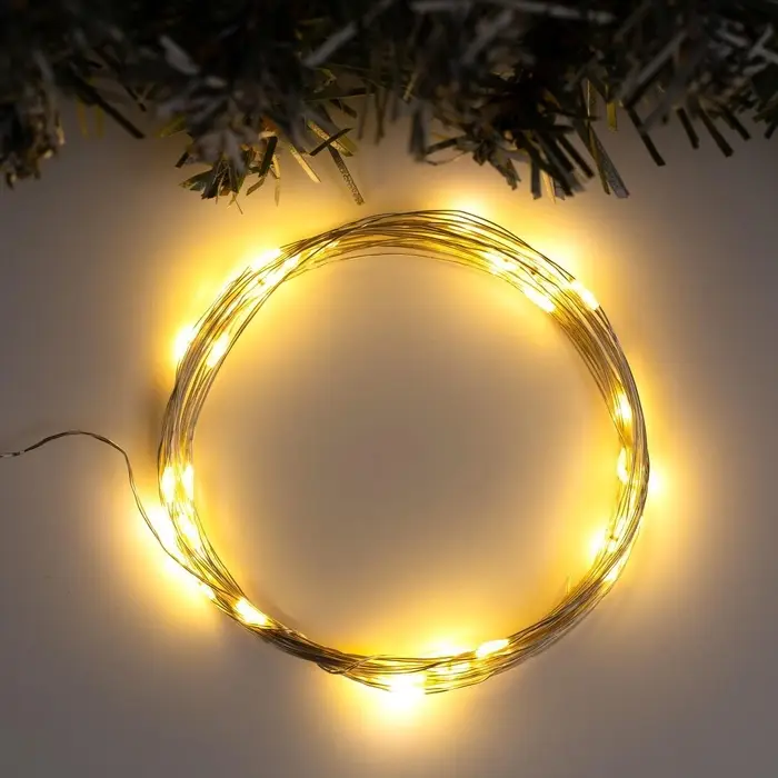Гирлянда &laquo;Нить&raquo; 5 м роса, IP20, серебристая нить, 50 LED, свечение тёплое белое, USB