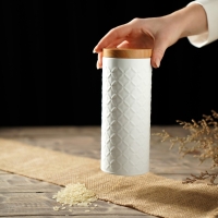 Банка для сыпучих продуктов &laquo;Ромб&raquo;, 790 мл, 19&times;7,5&times;7,5 см, цвет белый