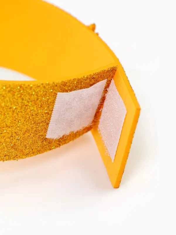 Карнавальный браслет новогодний «Снежинка», золотой Карнавальный браслет новогодний «Снежинка», золотой