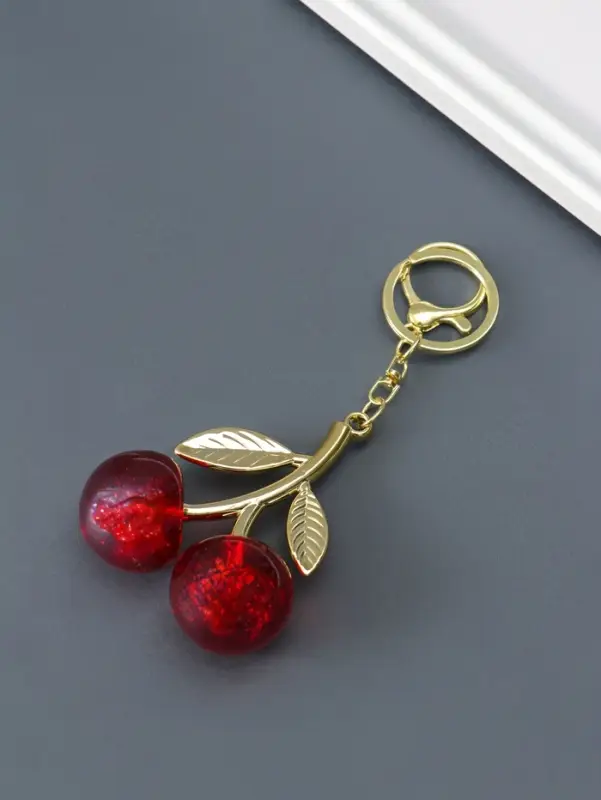 Брелок на кольце с карабином "Вишенки" 7,5х6х2,8 см