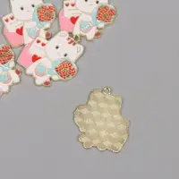 Декор для творчества металл, эмаль "Котик с букетом" 2,8х2,5 см Декор для творчества металл, эмаль "Котик с букетом" 2,8х2,5 см