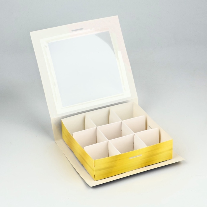 Коробка под 9 конфет с ячейками «Счастливого праздника!» 14.5 х 13.5 х 3.5 см Коробка под 9 конфет с ячейками «Счастливого праздника!» 14.5 х 13.5 х 3.5 см