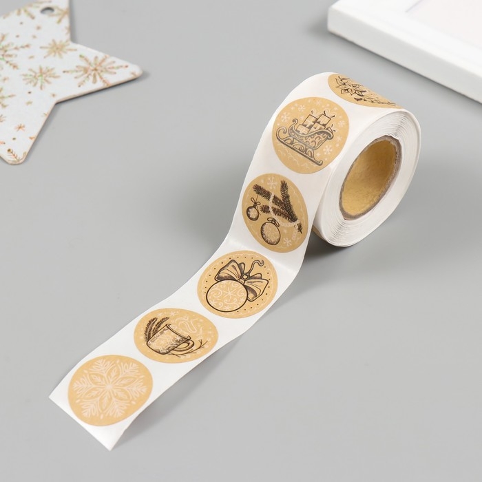 Наклейка бумага крафт Наклейка бумага крафт "Новогодний" d=2,5 см 252 шт в рулоне