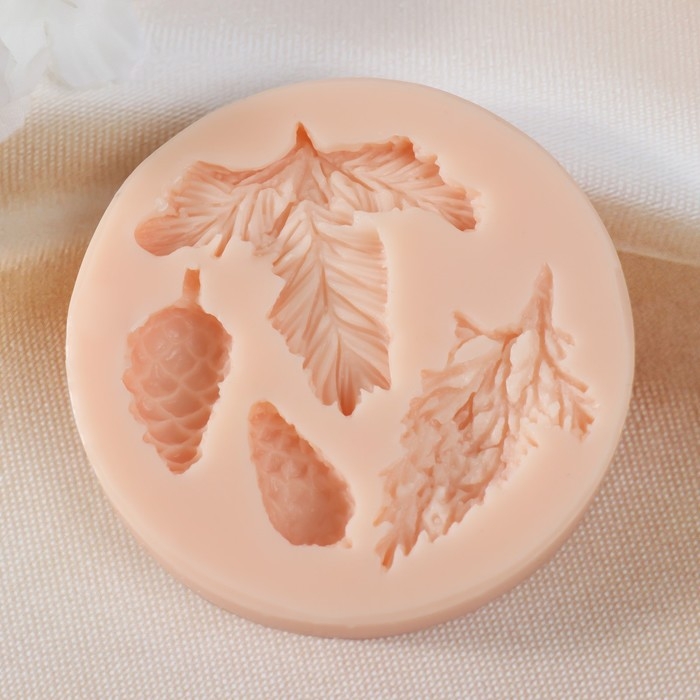 Новогодний молд силикон Новогодний молд силикон "Хвойные ветки" 3х1,5х0,7 4,5х5х0,7 5,2х2,5х0,7 см