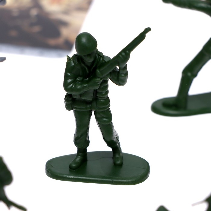 Игровой набор с карточками «Линия обороны», 30 солдатиков и 1 танк Игровой набор с карточками «Линия обороны», 30 солдатиков и 1 танк