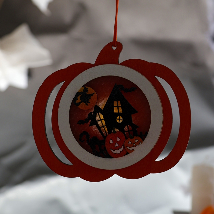 Подвеска с подсветкой &laquo;Замок на Хэллоуин&raquo;, 12 &times; 14,5 &times; 1,6 см