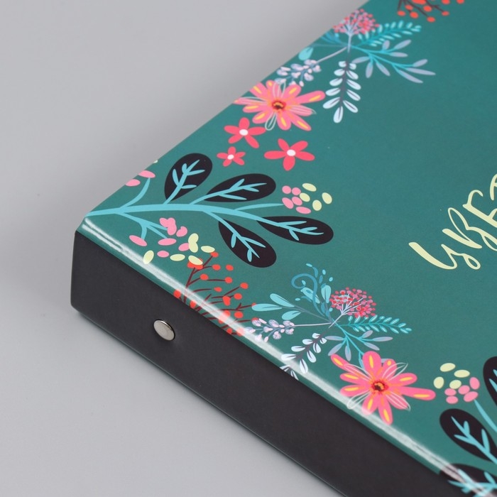 Фотоальбом 25 листов (наклейки+кольца)  Фотоальбом 25 листов (наклейки+кольца) "Цветочный. Цветы & ты" 19х27х3 см